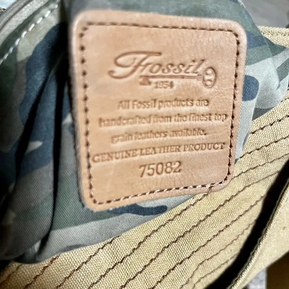 Fossil khaki shoulder/ crossbody bag with studs - Picture 5 of 16